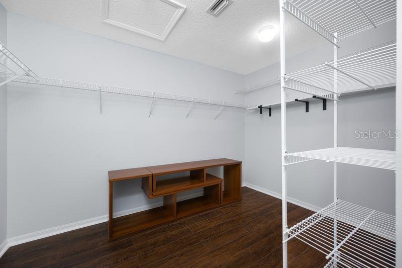 PALM WEST - Residential