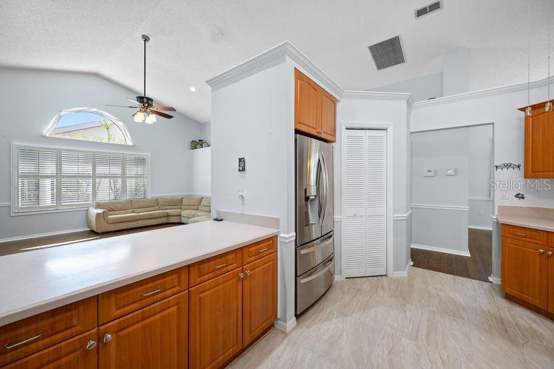 PALM WEST - Residential