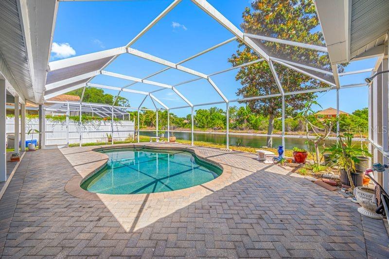 PALM WEST - Residential