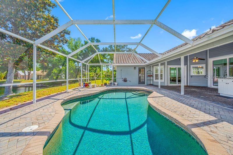 PALM WEST - Residential