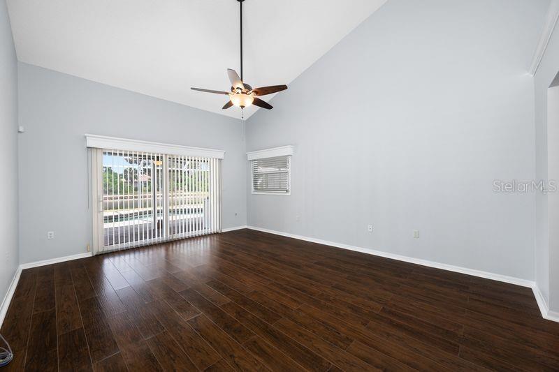 PALM WEST - Residential