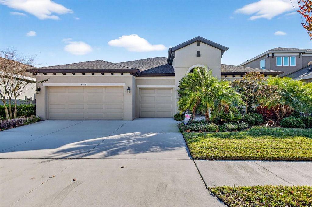 Photo of 6406 Maiden Sea Drive, Apollo Beach, FL 33572 (MLS # TB8476572)