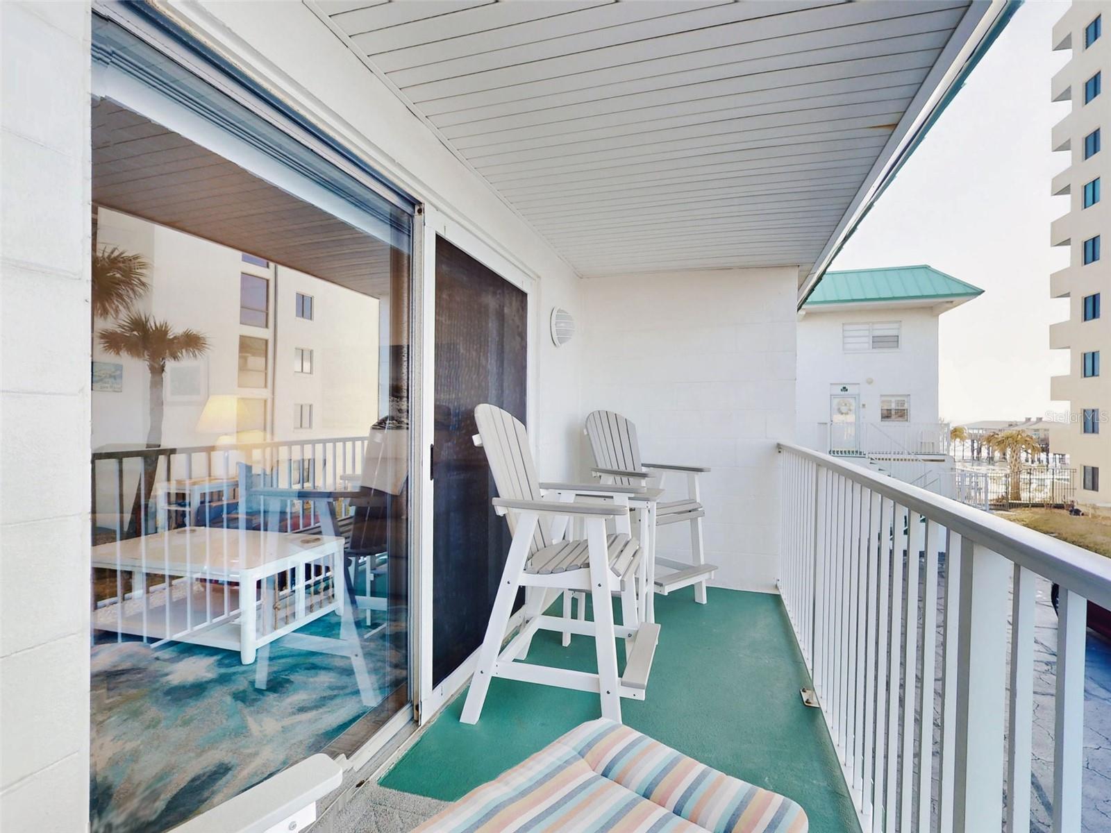 CURRAN SHORES SOUTH - Residential