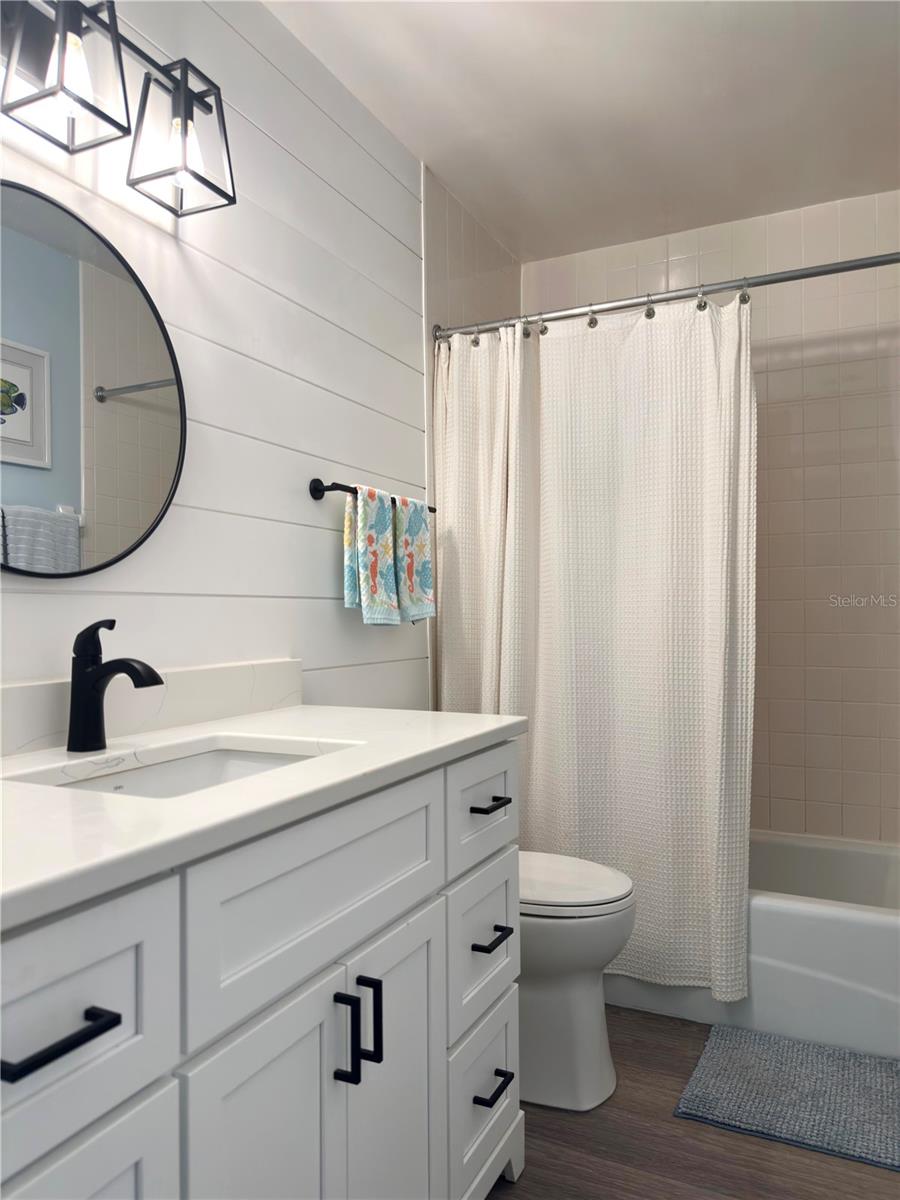 CURRAN SHORES SOUTH - Residential