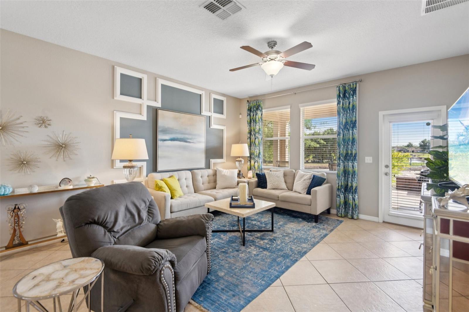 VILLAGES/TRINITY LAKES - Residential