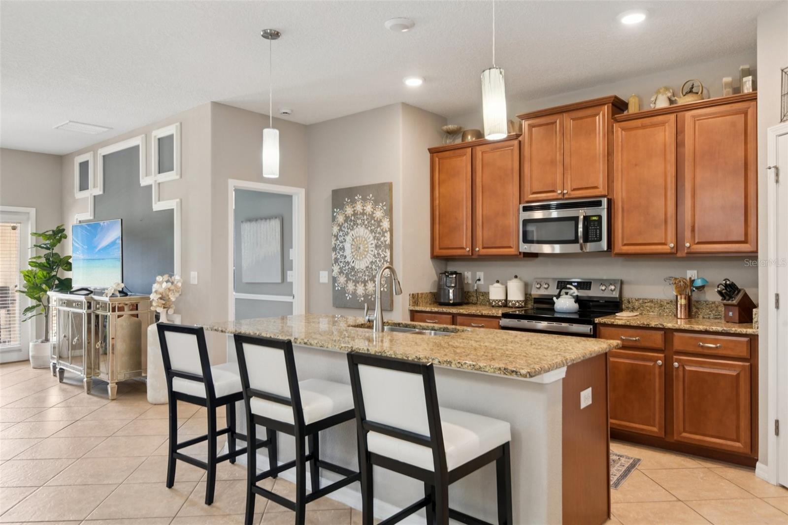 VILLAGES/TRINITY LAKES - Residential