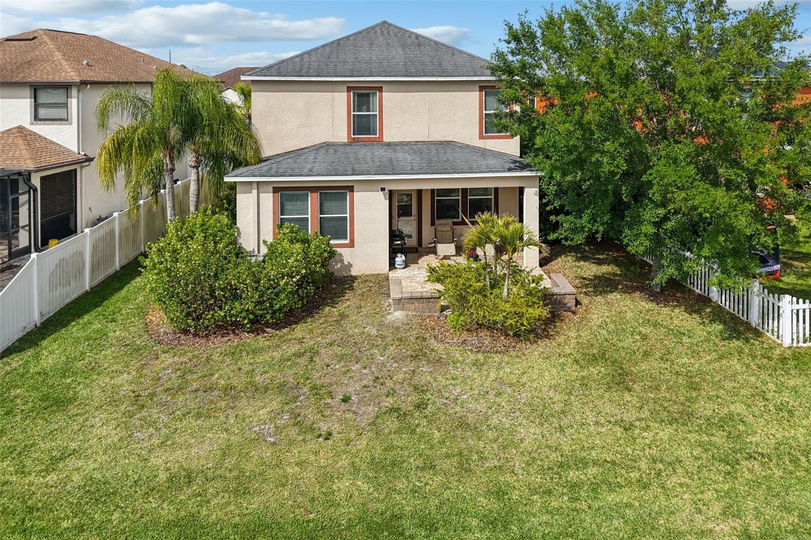 VILLAGES/TRINITY LAKES - Residential