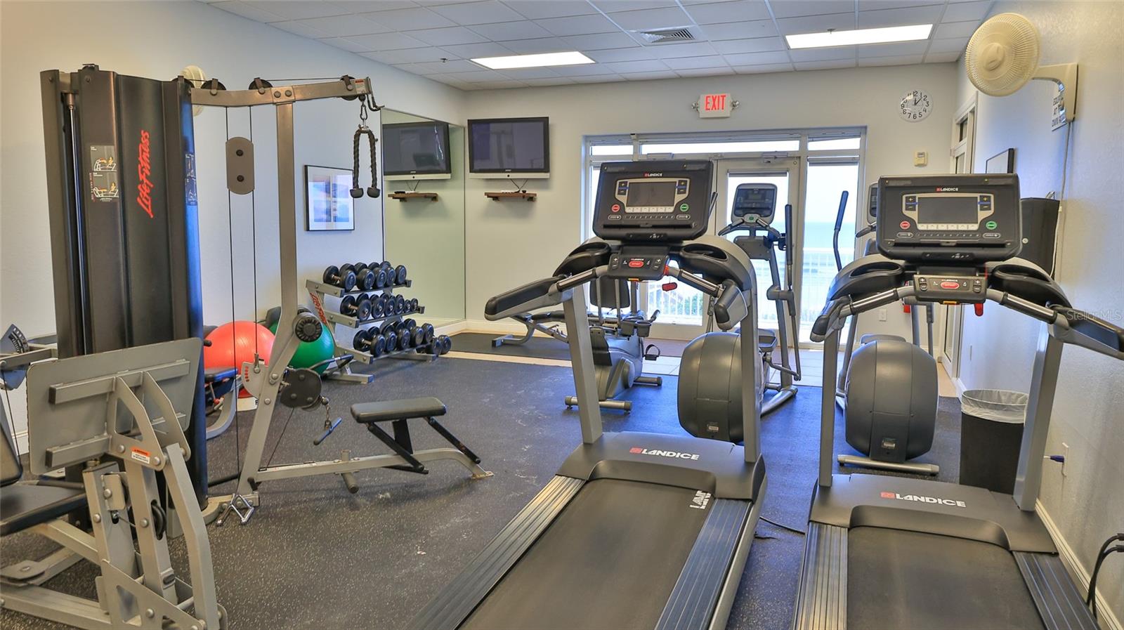 HARBOUR HOUSE AT HARBOUR VILLAGE - Residential