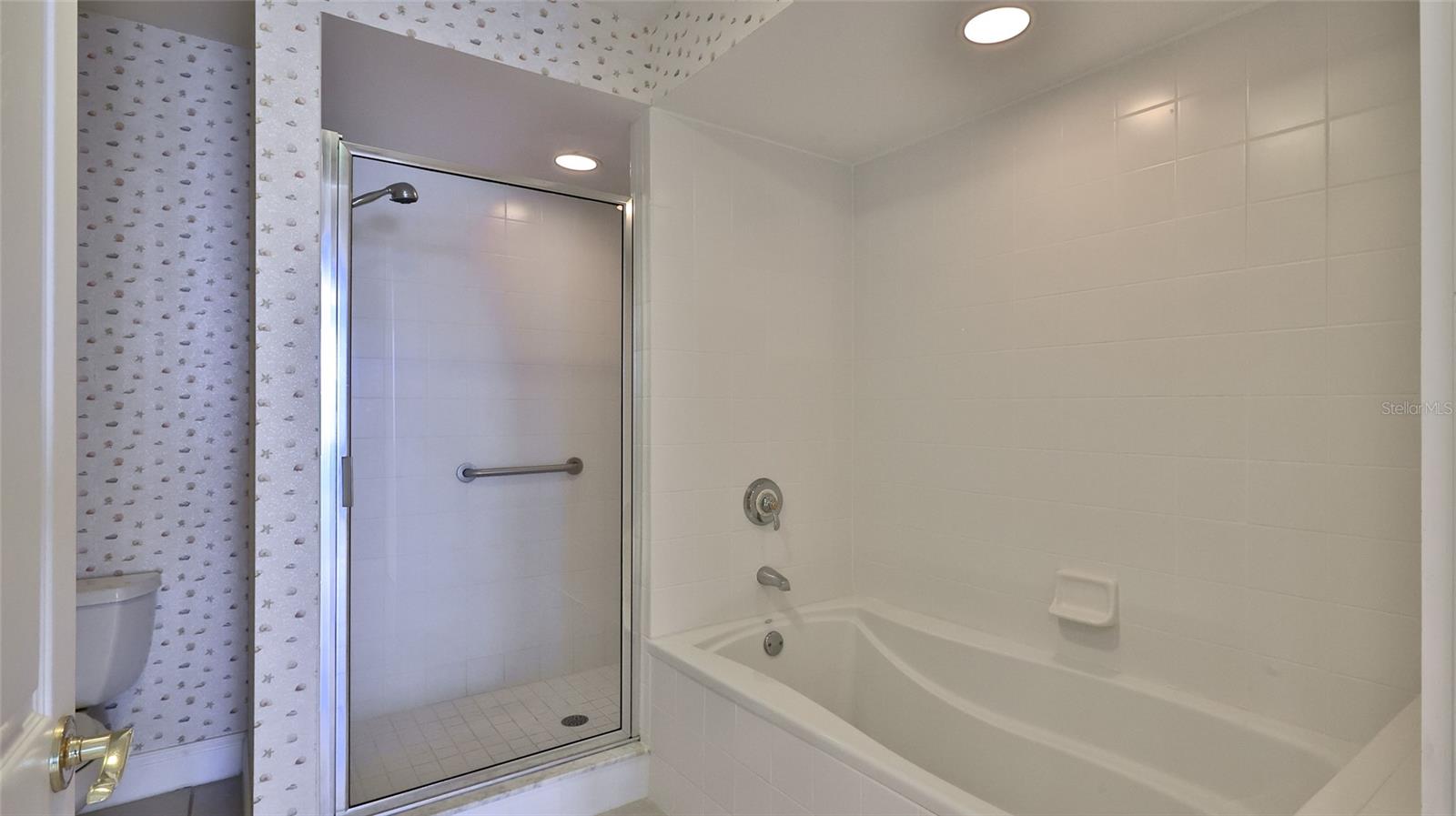 HARBOUR HOUSE AT HARBOUR VILLAGE - Residential