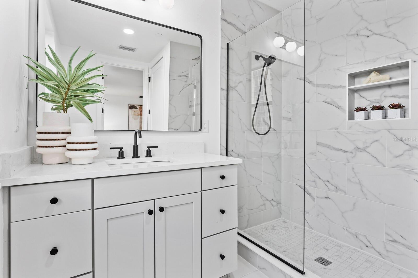 7TH & MORGAN TWNHMS - Residential