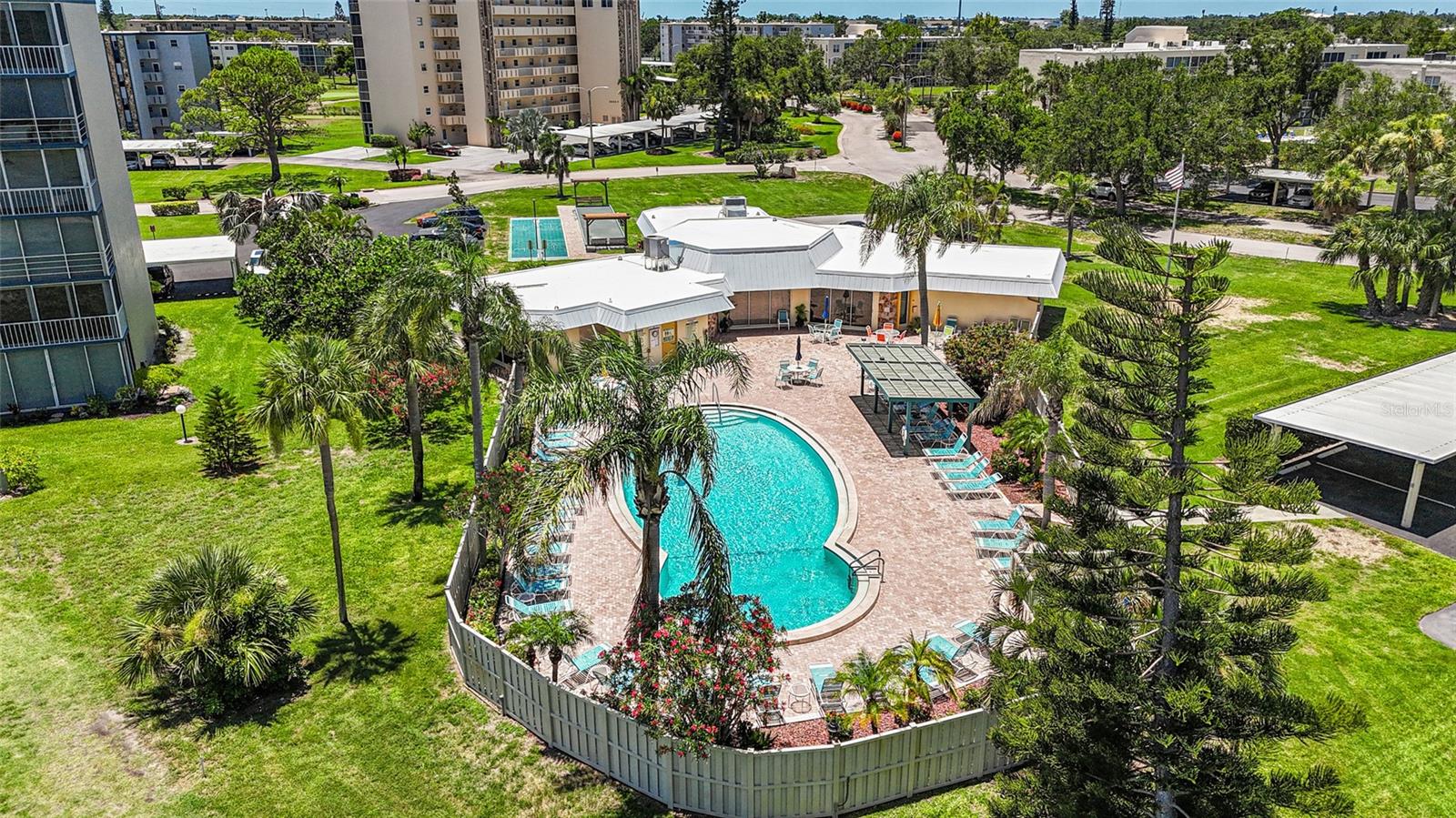 IRONWOOD EIGHTH - Residential