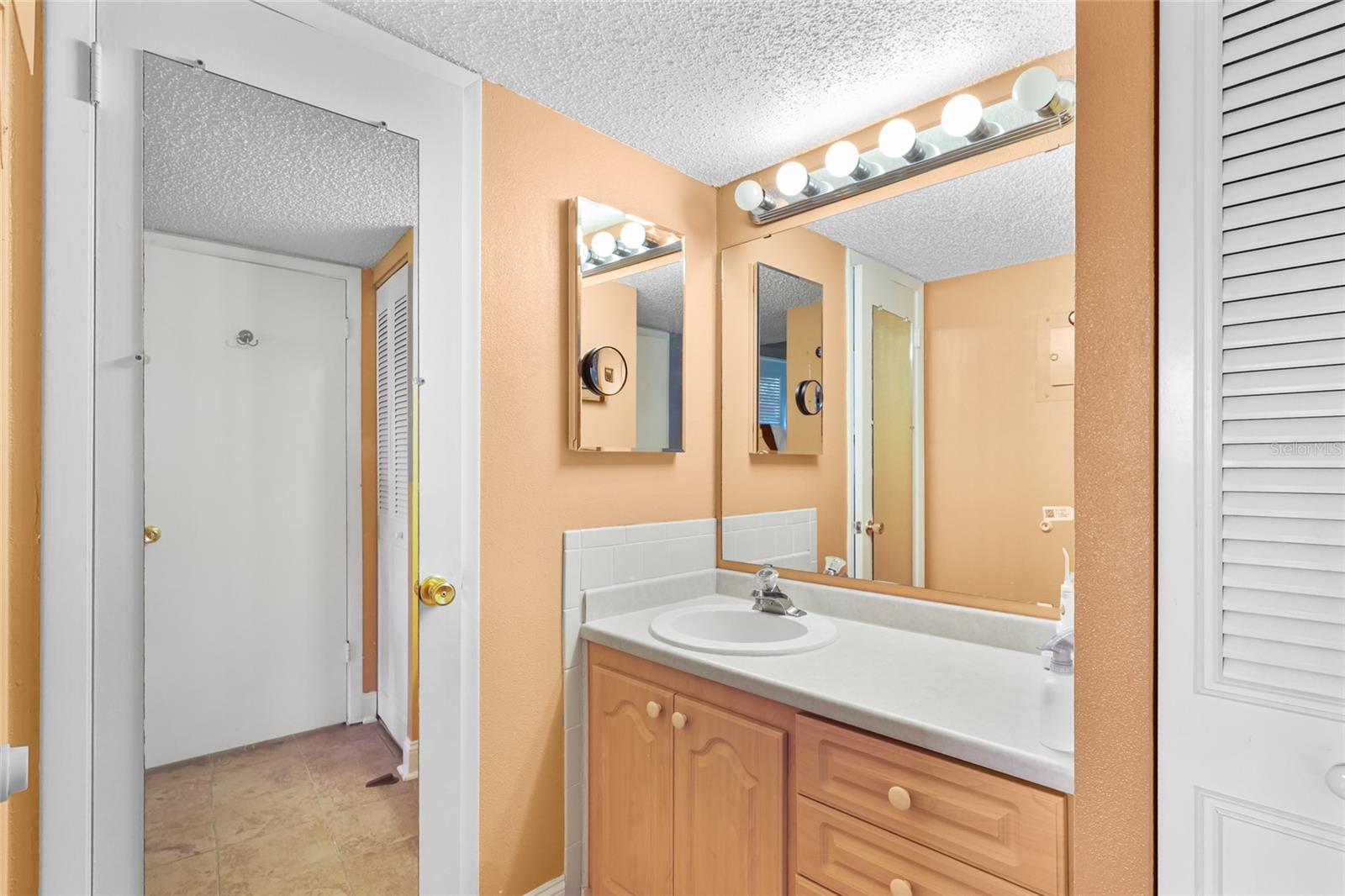 IRONWOOD EIGHTH - Residential