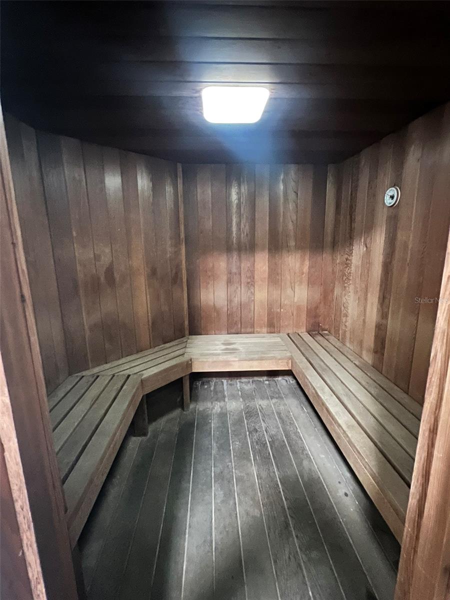 IRONWOOD EIGHTH - Residential