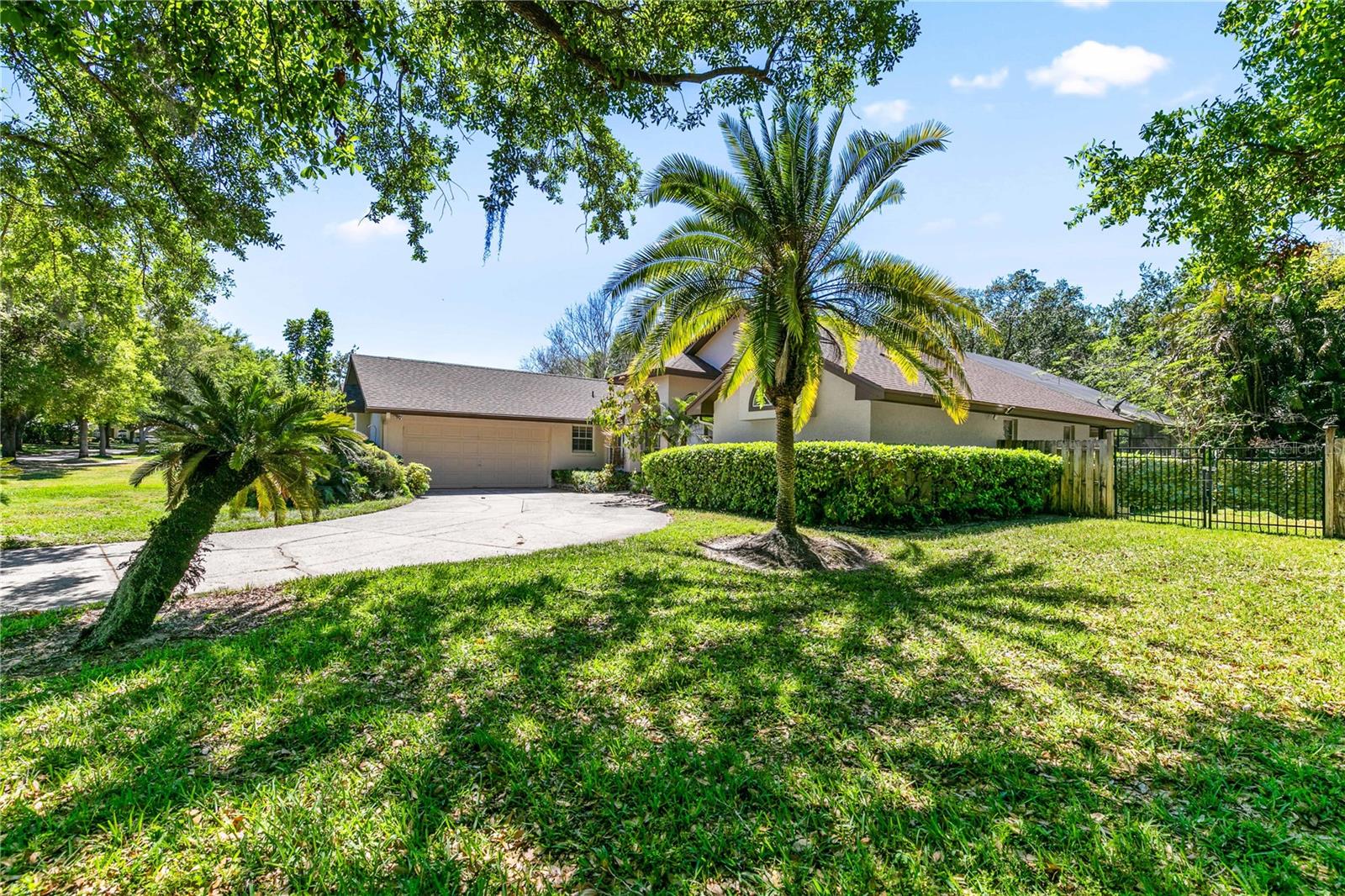 10116 POINTVIEW COURT