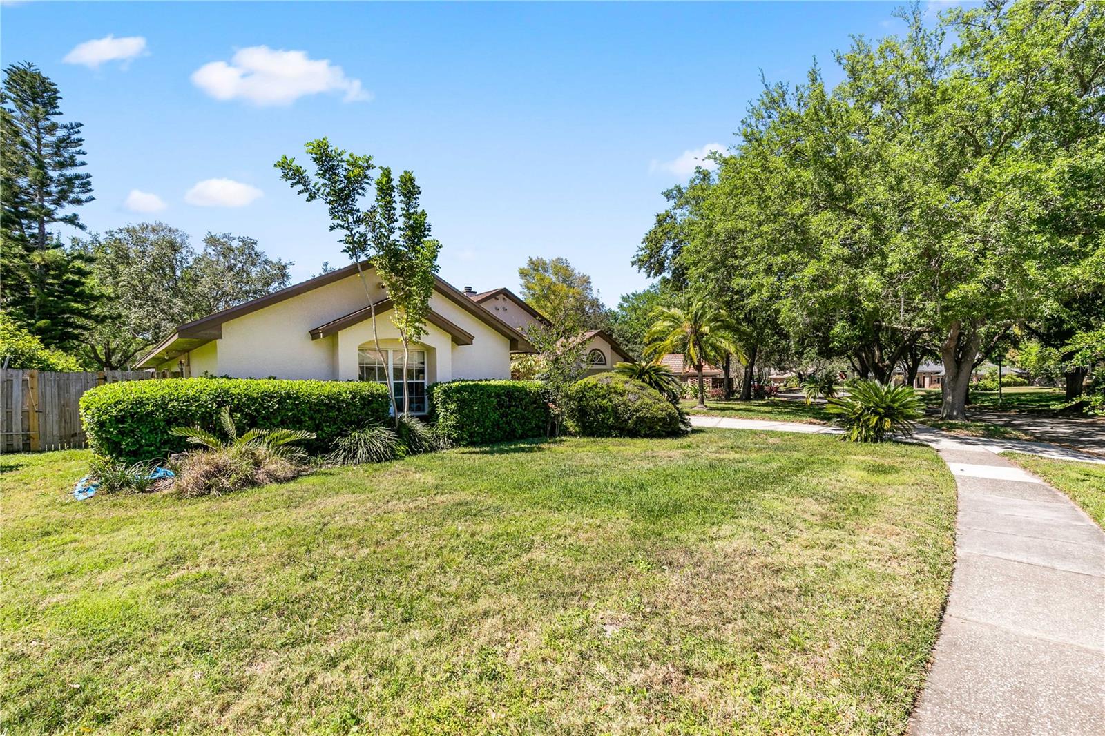 10116 POINTVIEW COURT