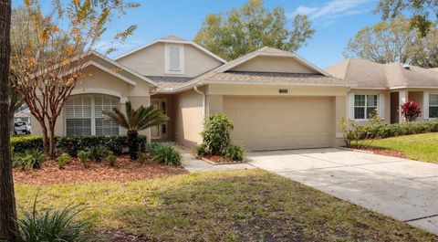 Photo of 3814 Westerham Drive, Clermont, FL 34711 (MLS # G5105624)