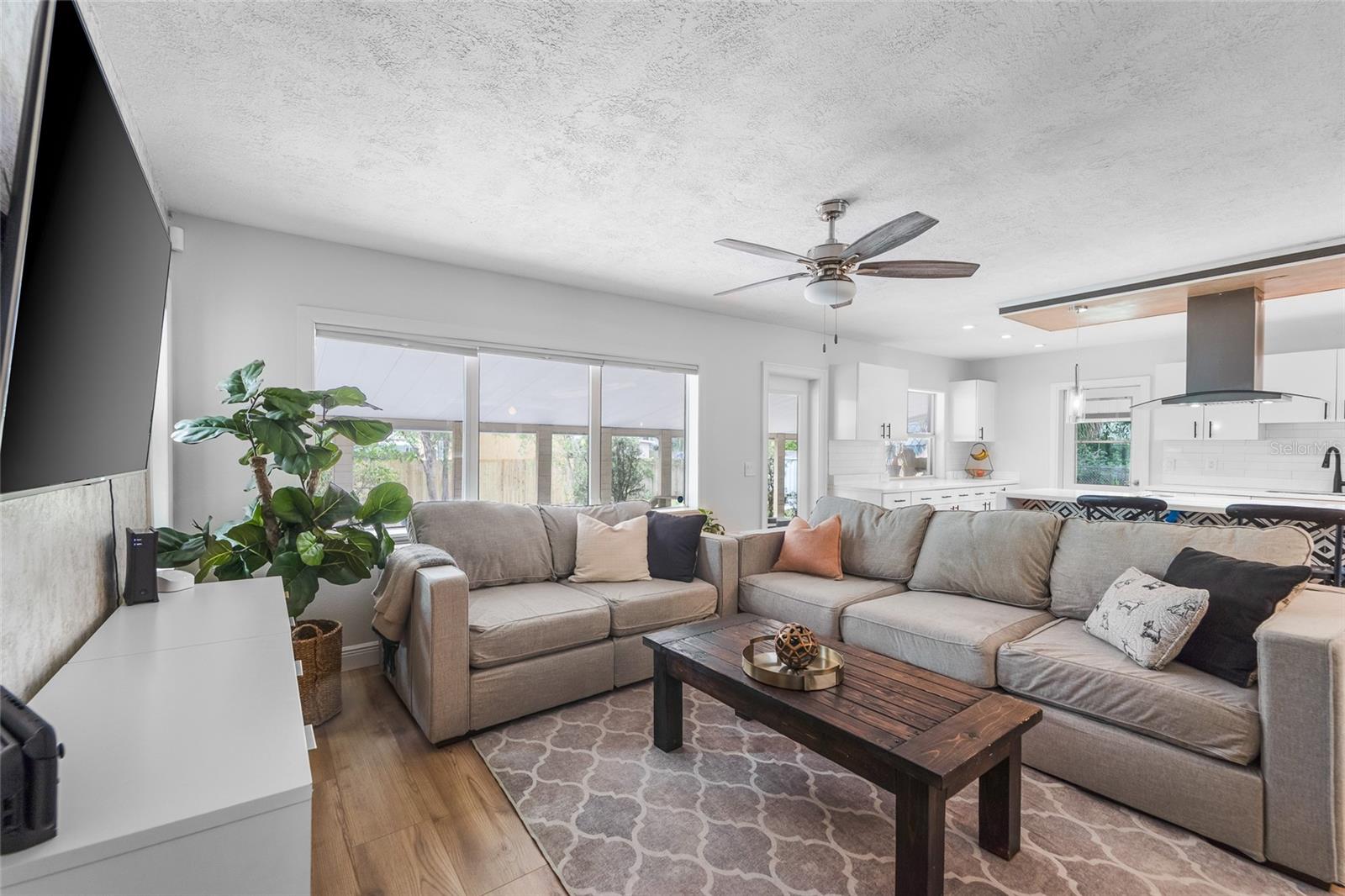 GOLFLAND OF TAMPAS NORTH SIDE - Residential