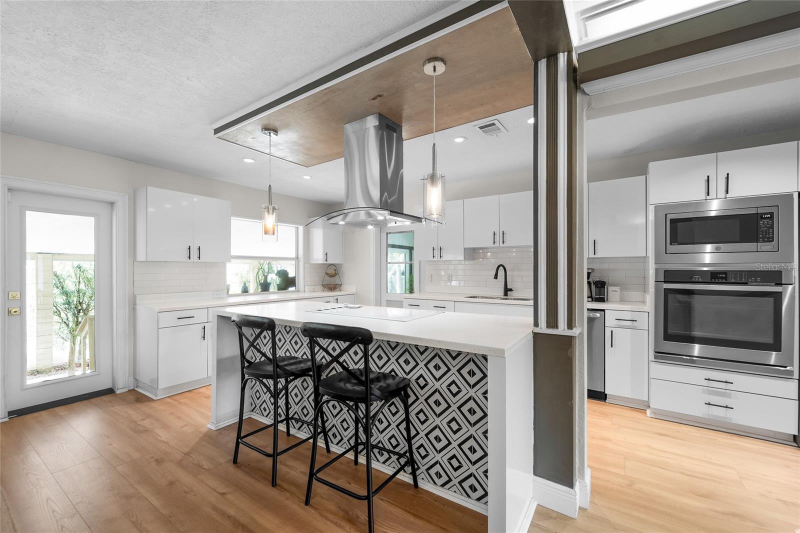 GOLFLAND OF TAMPAS NORTH SIDE - Residential