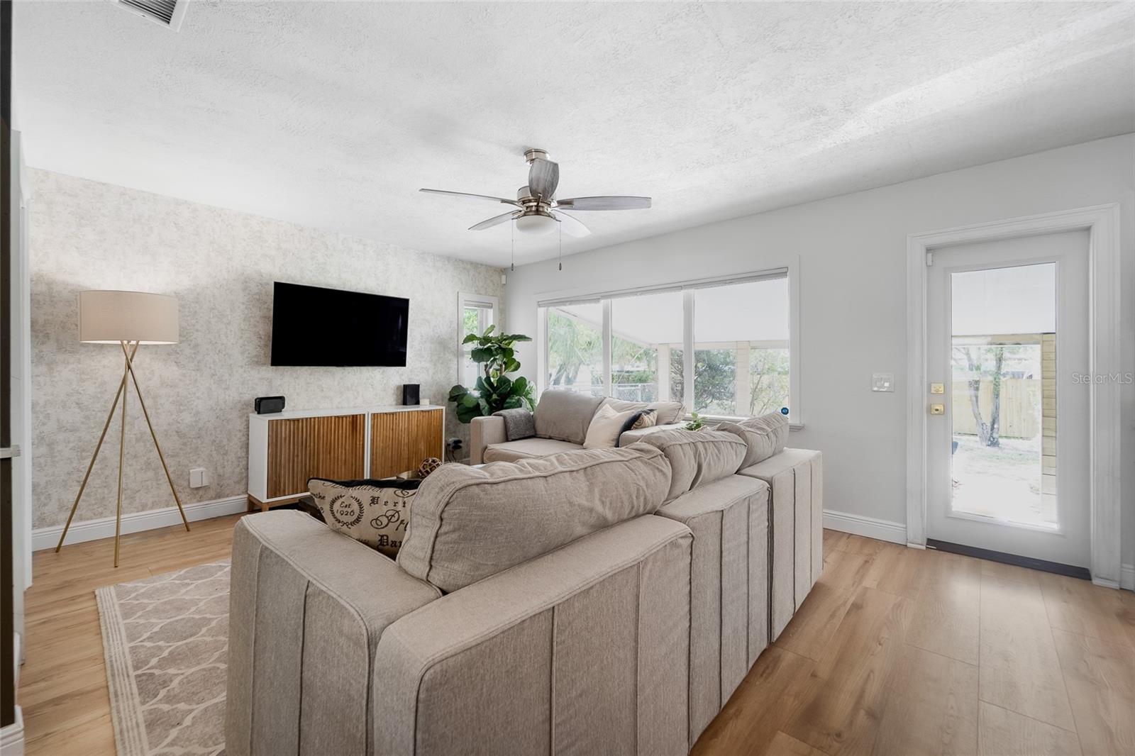 GOLFLAND OF TAMPAS NORTH SIDE - Residential