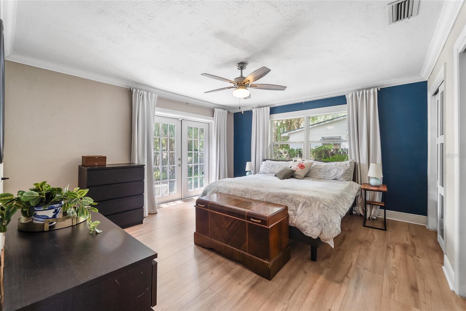 GOLFLAND OF TAMPAS NORTH SIDE - Residential