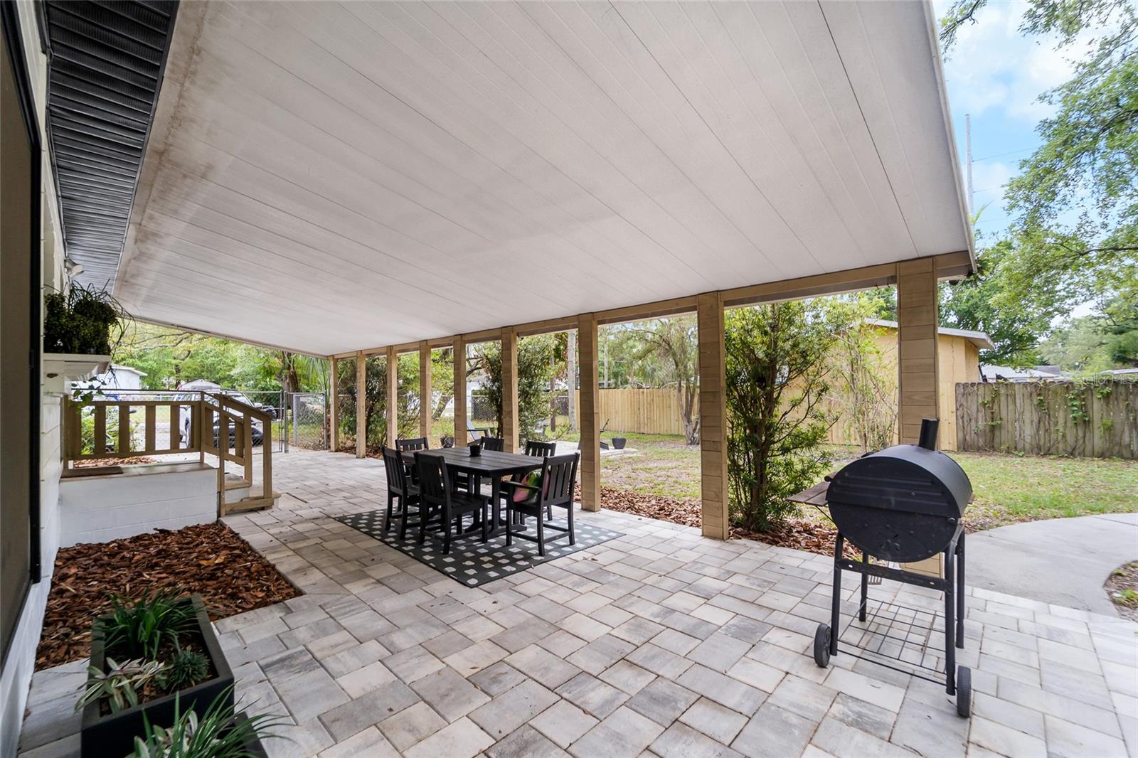 GOLFLAND OF TAMPAS NORTH SIDE - Residential