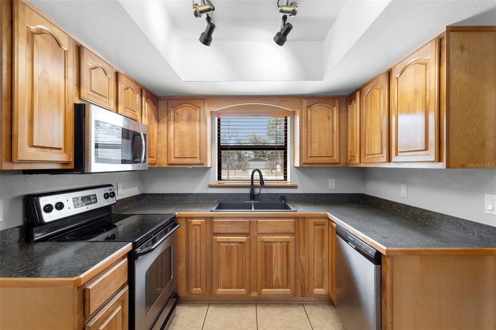 PLANTATION ESTATES UNIT 09 - Residential