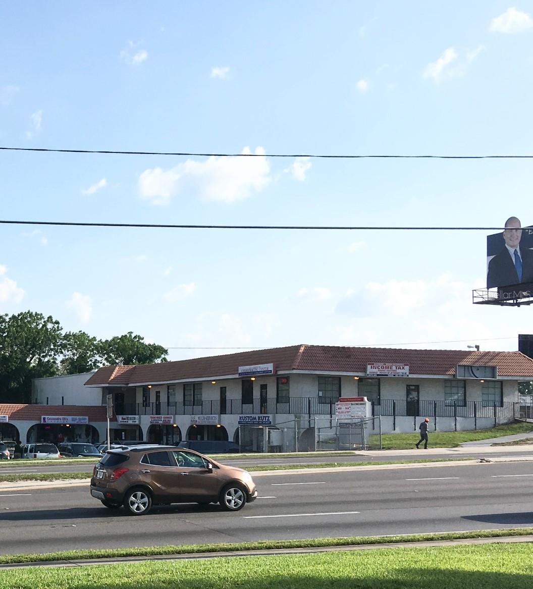 WILLIS R MUNGERS LAND SUB - Commercial Lease