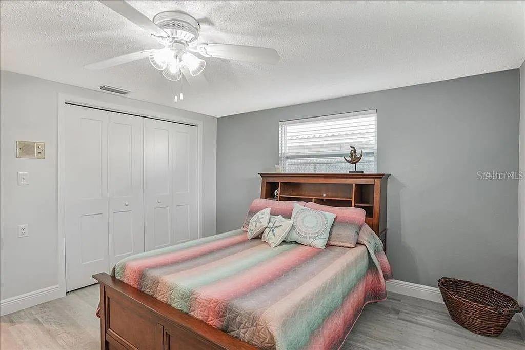 FLOR A MAR SEC C07 ADD 02 - Residential Lease