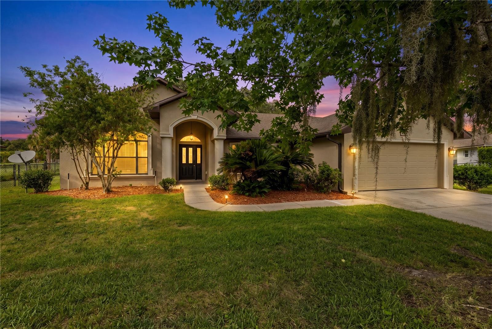 4924 RAYLENE WAY