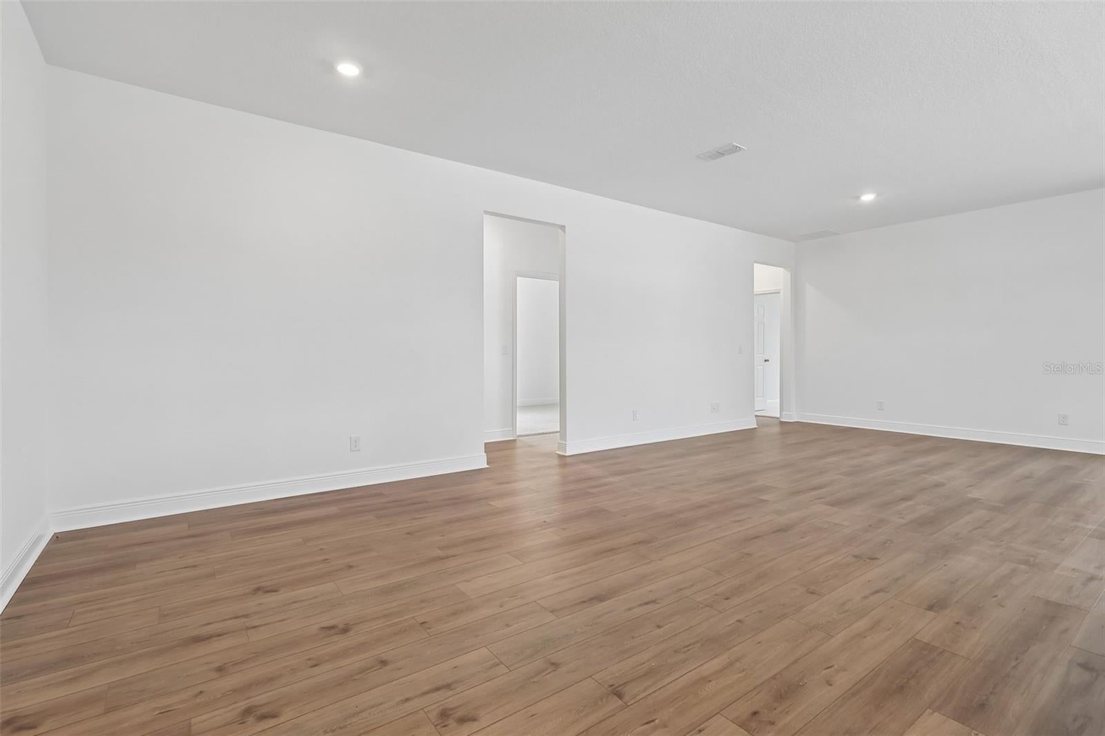 436 LEMONGRASS ROAD