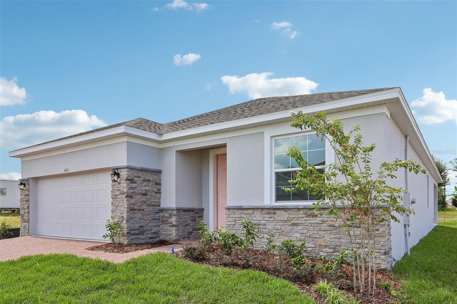 436 LEMONGRASS ROAD