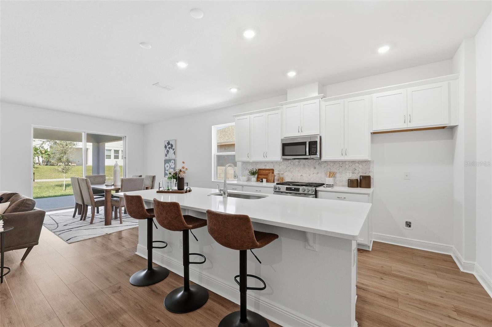 436 LEMONGRASS ROAD