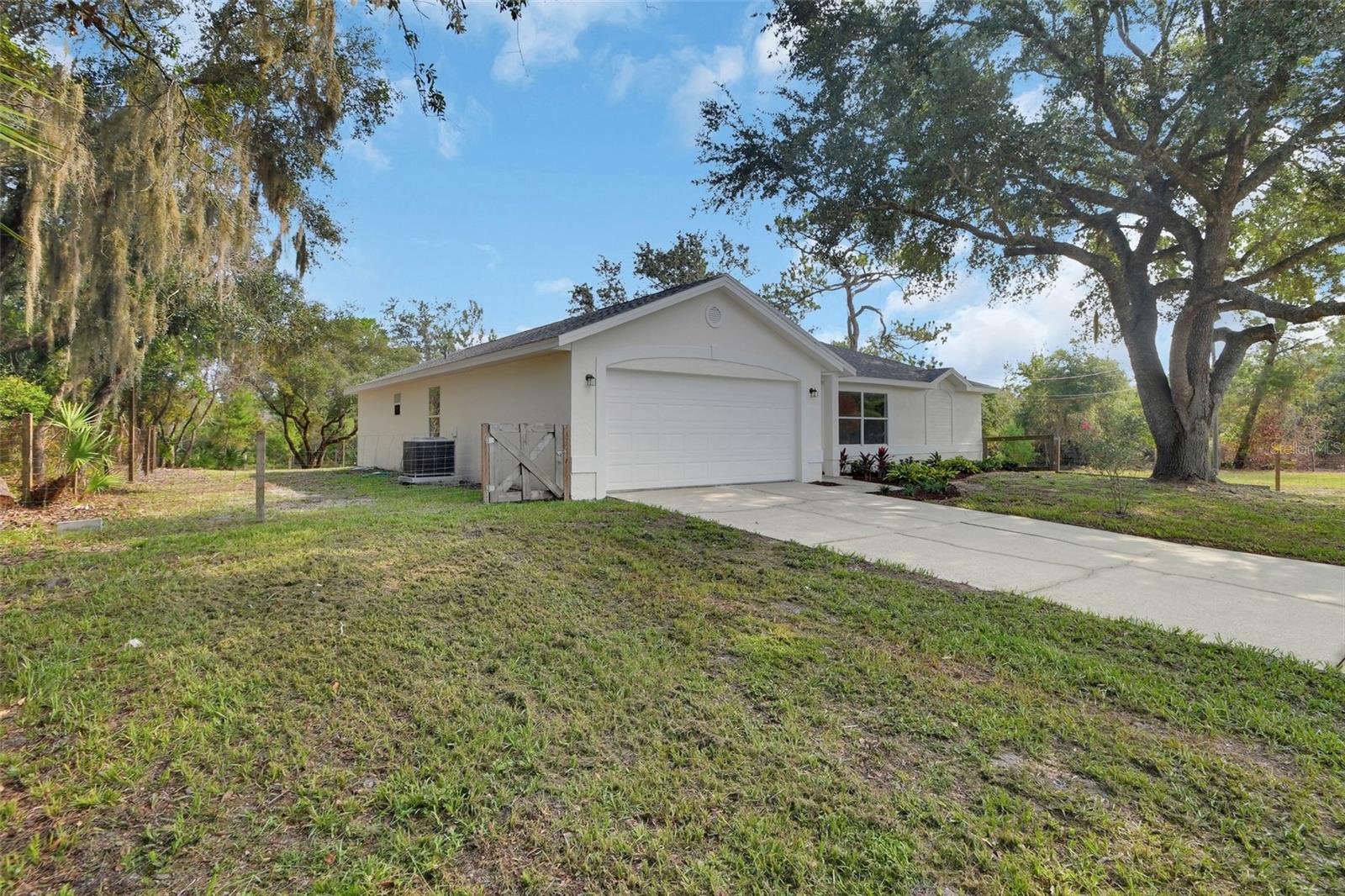 1251 SEMINOLE DRIVE