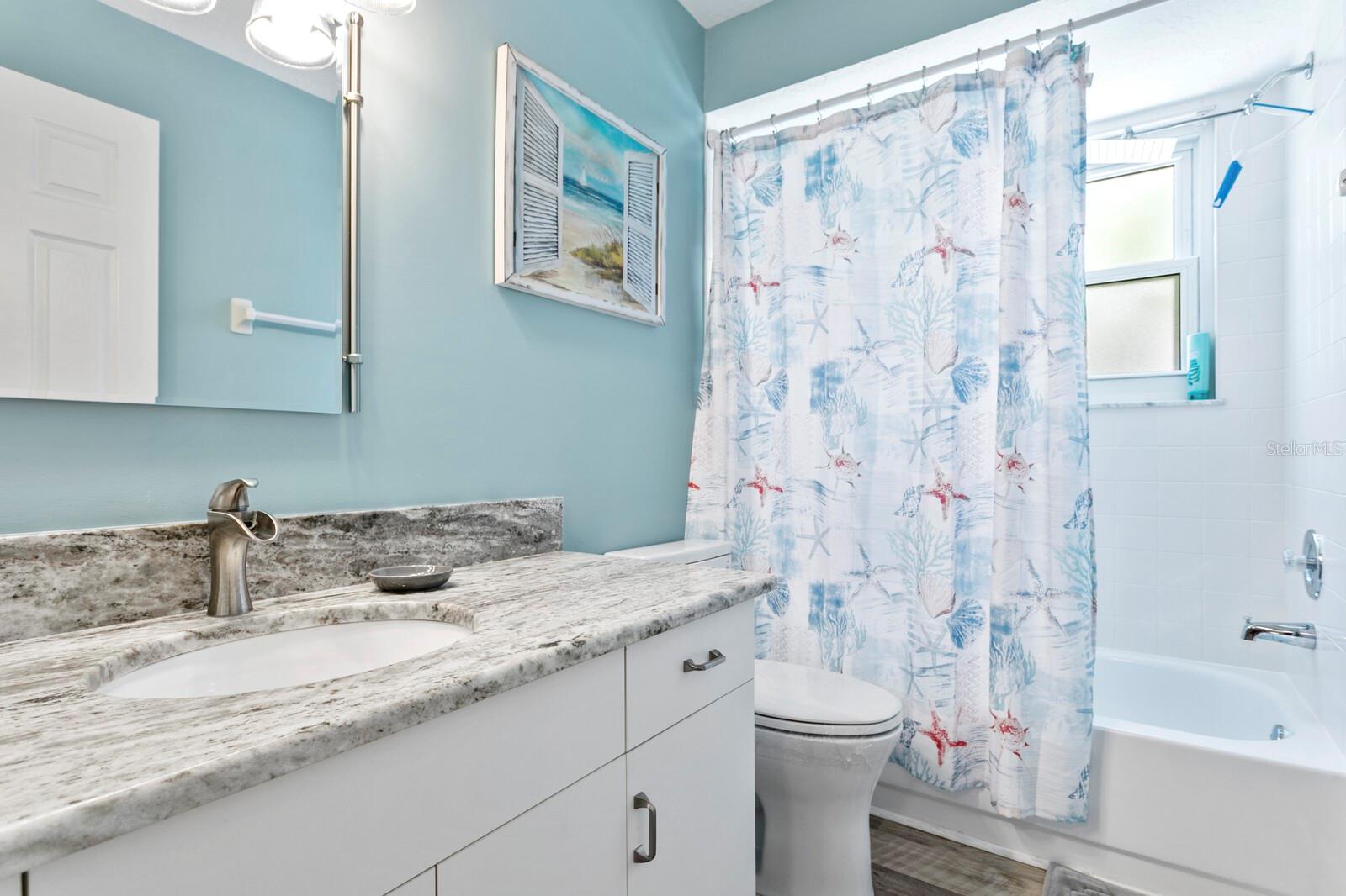 LAUREL OAKS AT EAST LAKE - Residential Lease