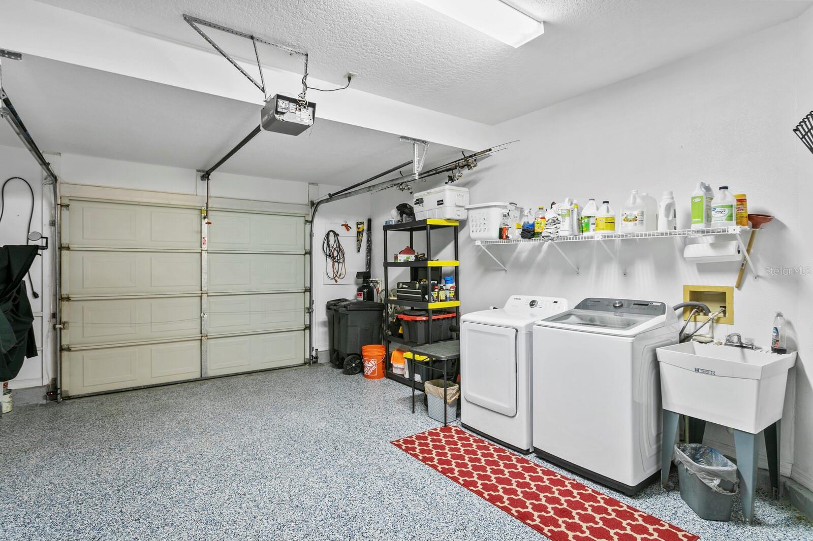 LAUREL OAKS AT EAST LAKE - Residential Lease