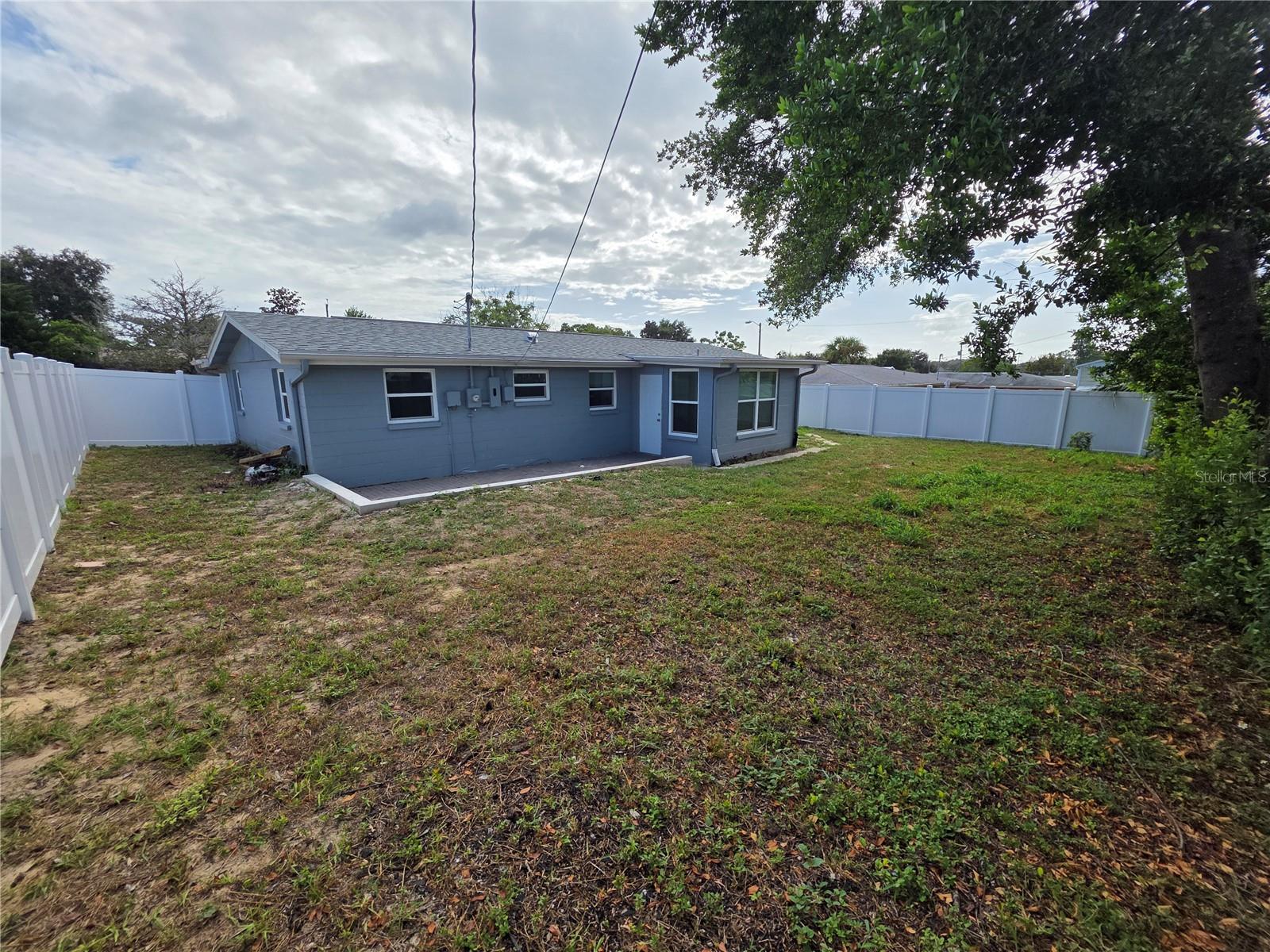 CREST RIDGE GARDENS - Residential Lease