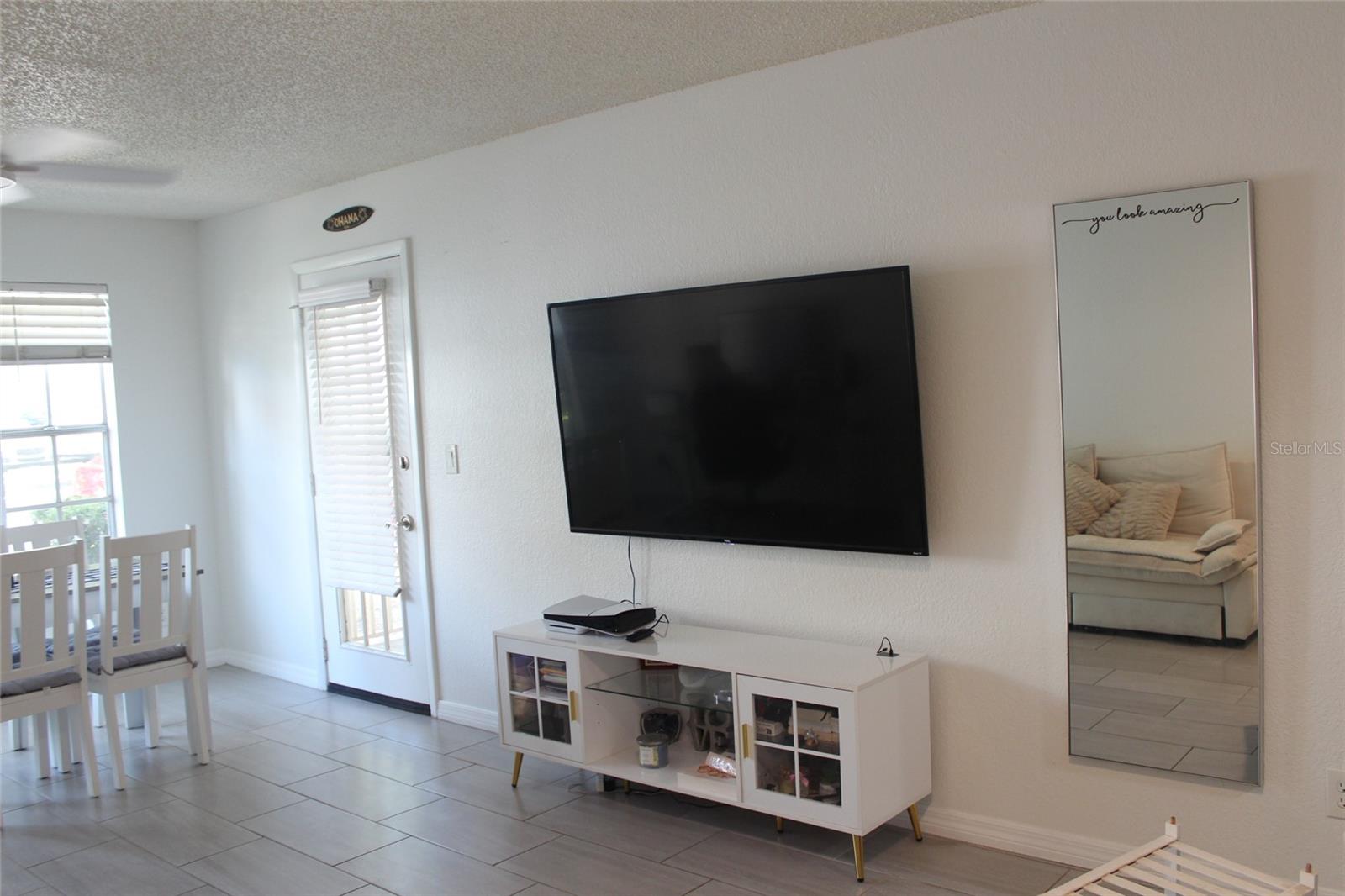 LEXINGTON PLACE CONDO - Residential