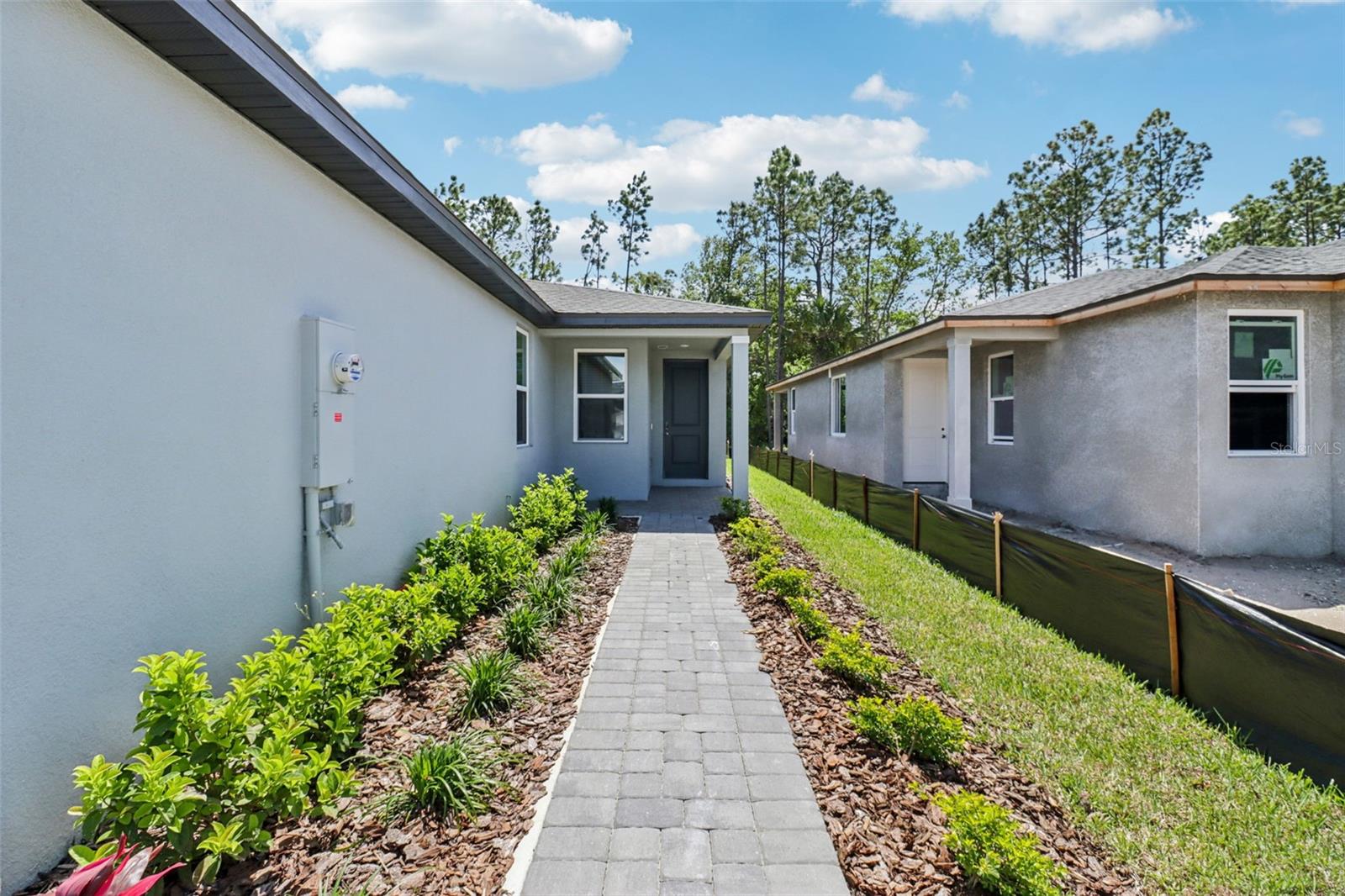 180 PARKHAVEN DRIVE