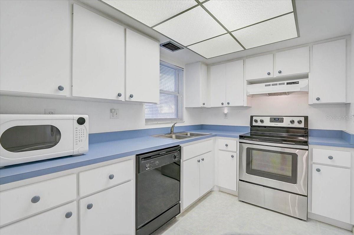 SWIFTON VILLAS SEC D - Residential