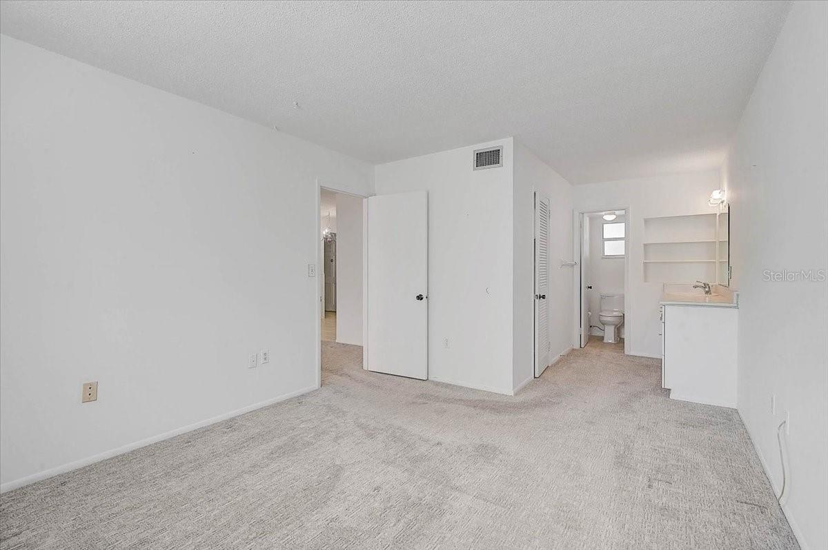 SWIFTON VILLAS SEC D - Residential