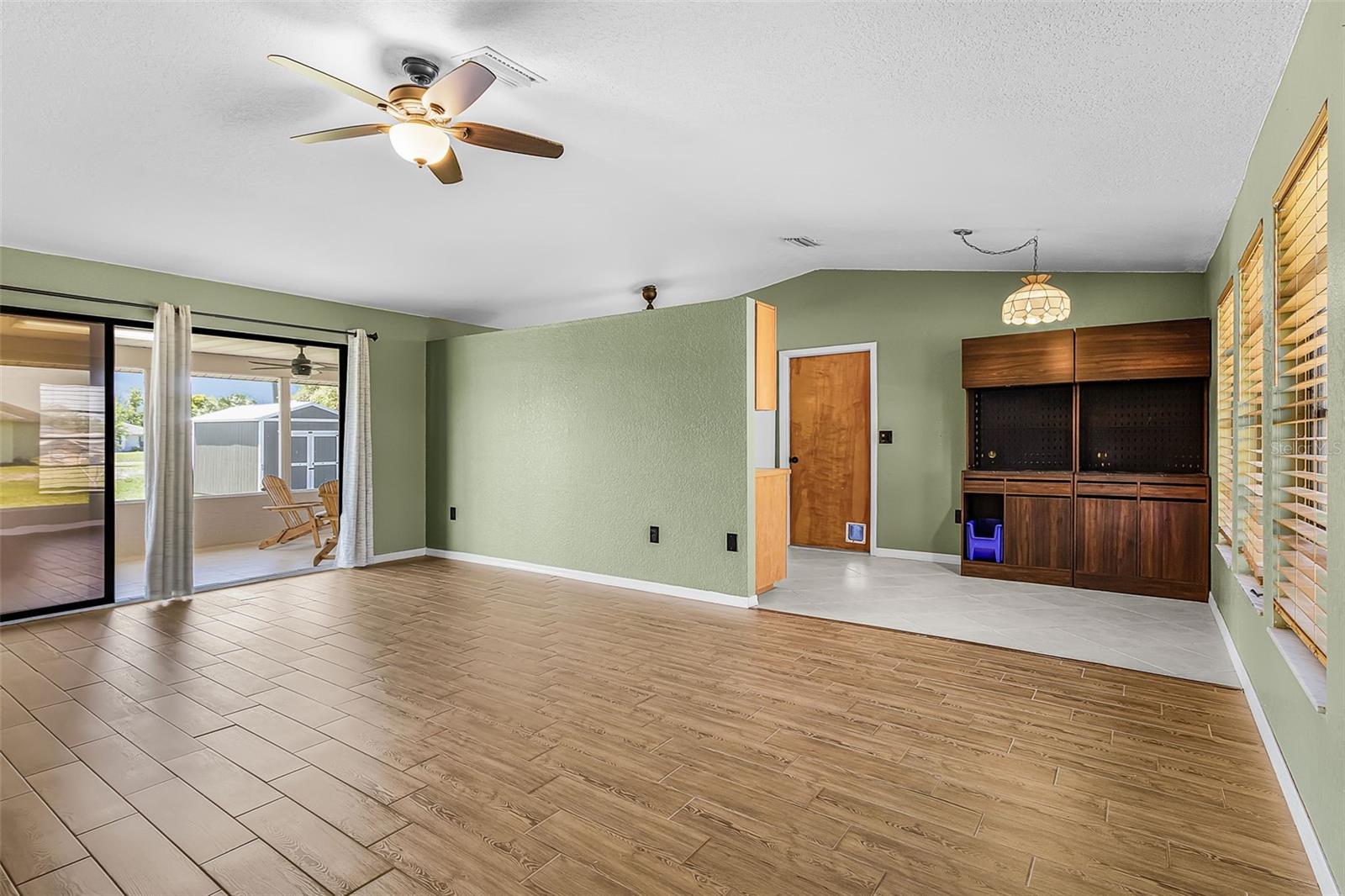 RIDGE HARBOR 1ST ADD - Residential