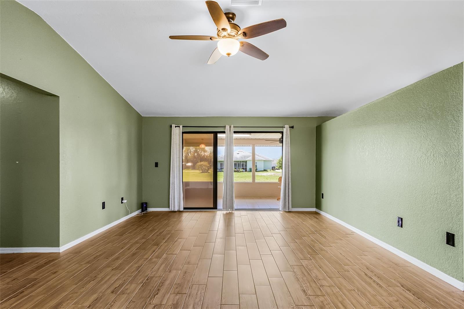 RIDGE HARBOR 1ST ADD - Residential