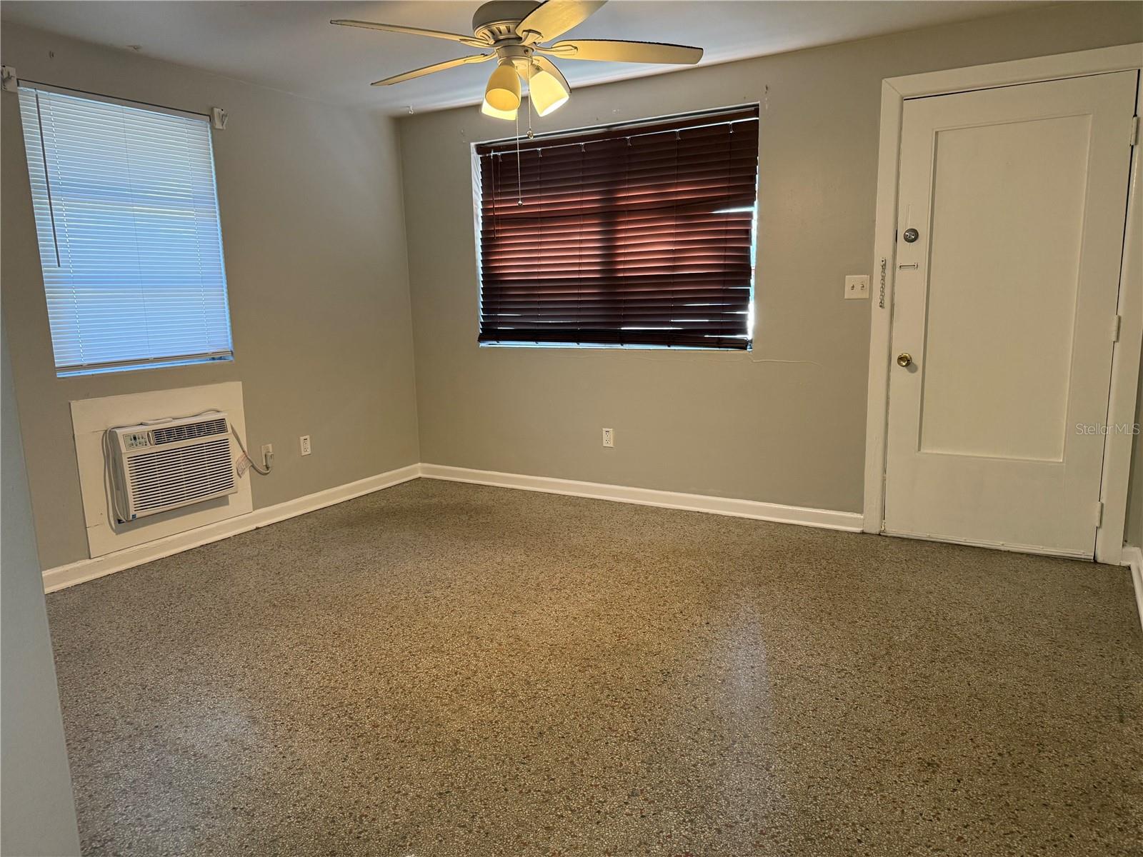 1401 NW 5TH AVENUE