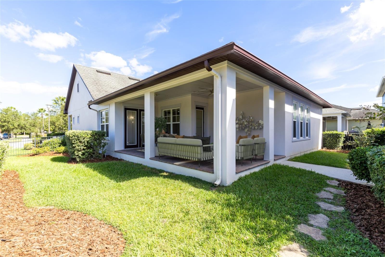 LAUREATE PARK - Residential Lease