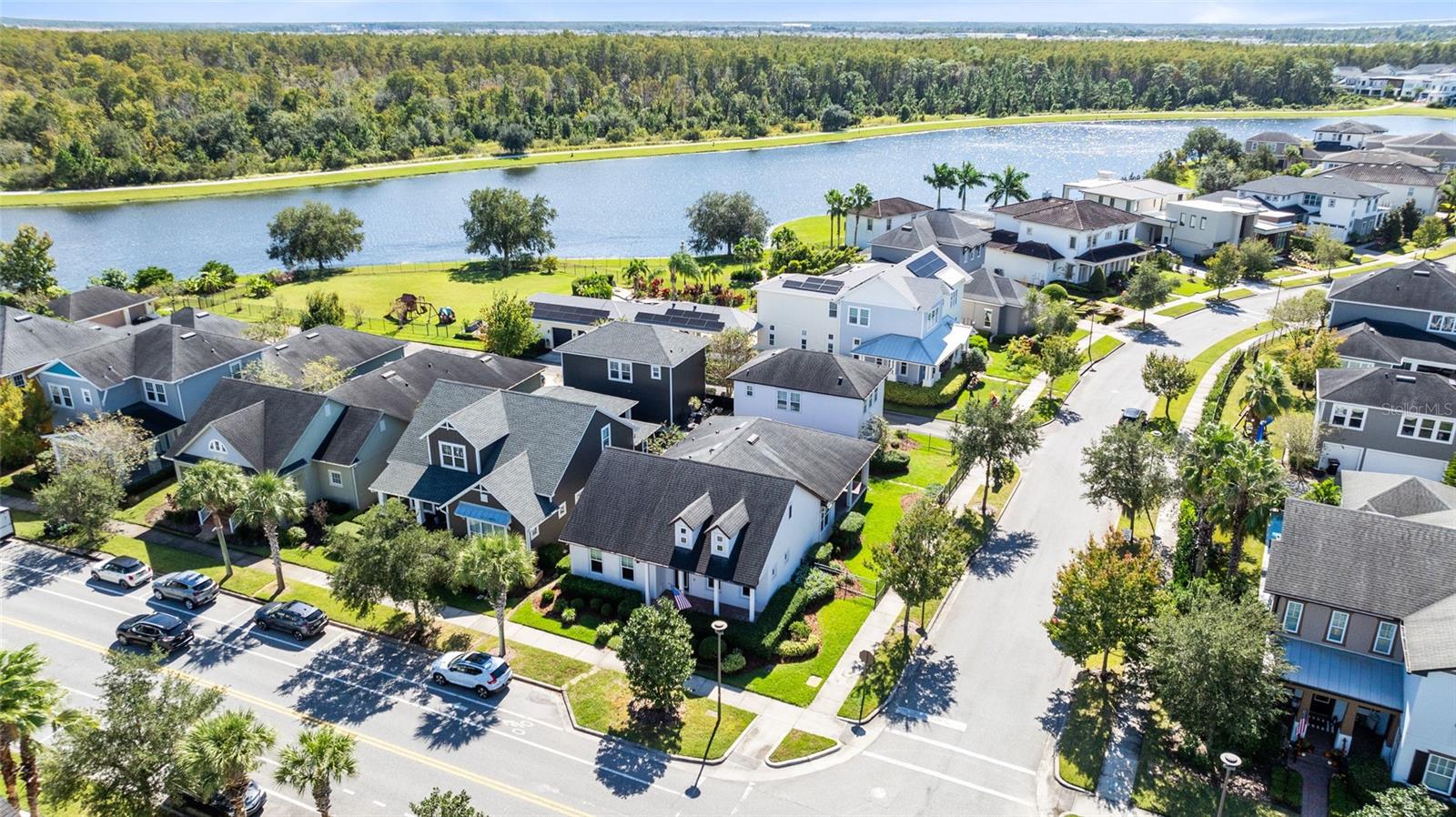 LAUREATE PARK - Residential Lease