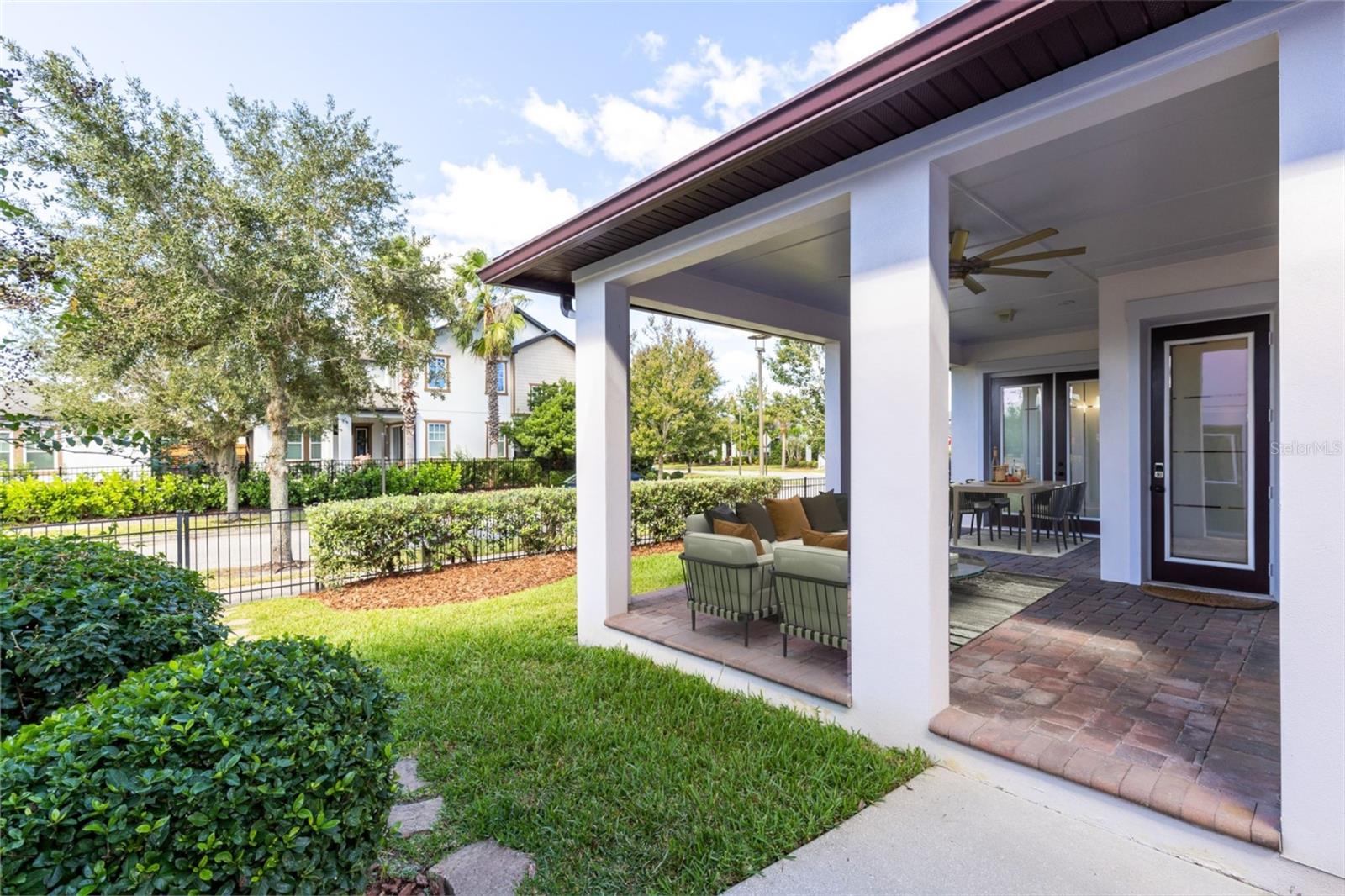 LAUREATE PARK - Residential Lease