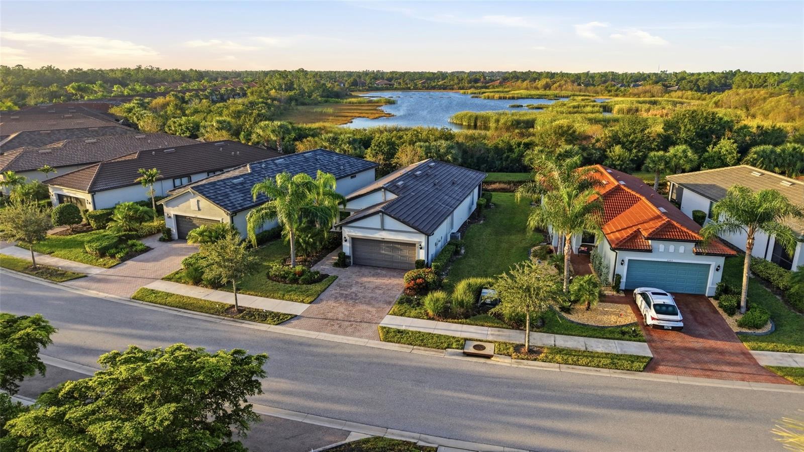 2589 DAISY DRIVE