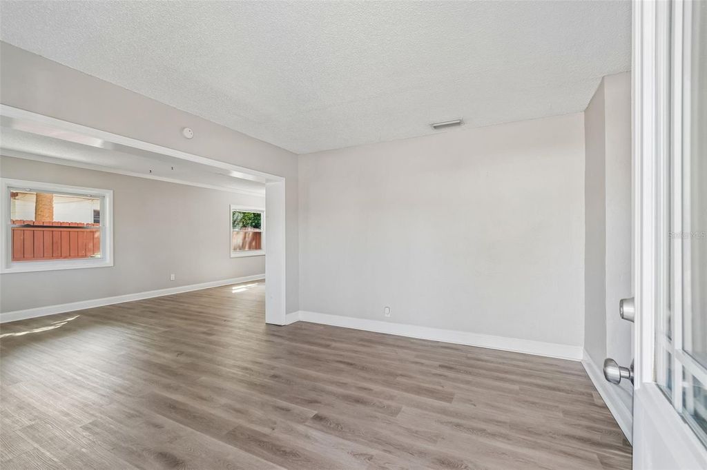 Photo of 3516 W Mcelroy Avenue, Tampa, FL 33611 (MLS # TB8488395)