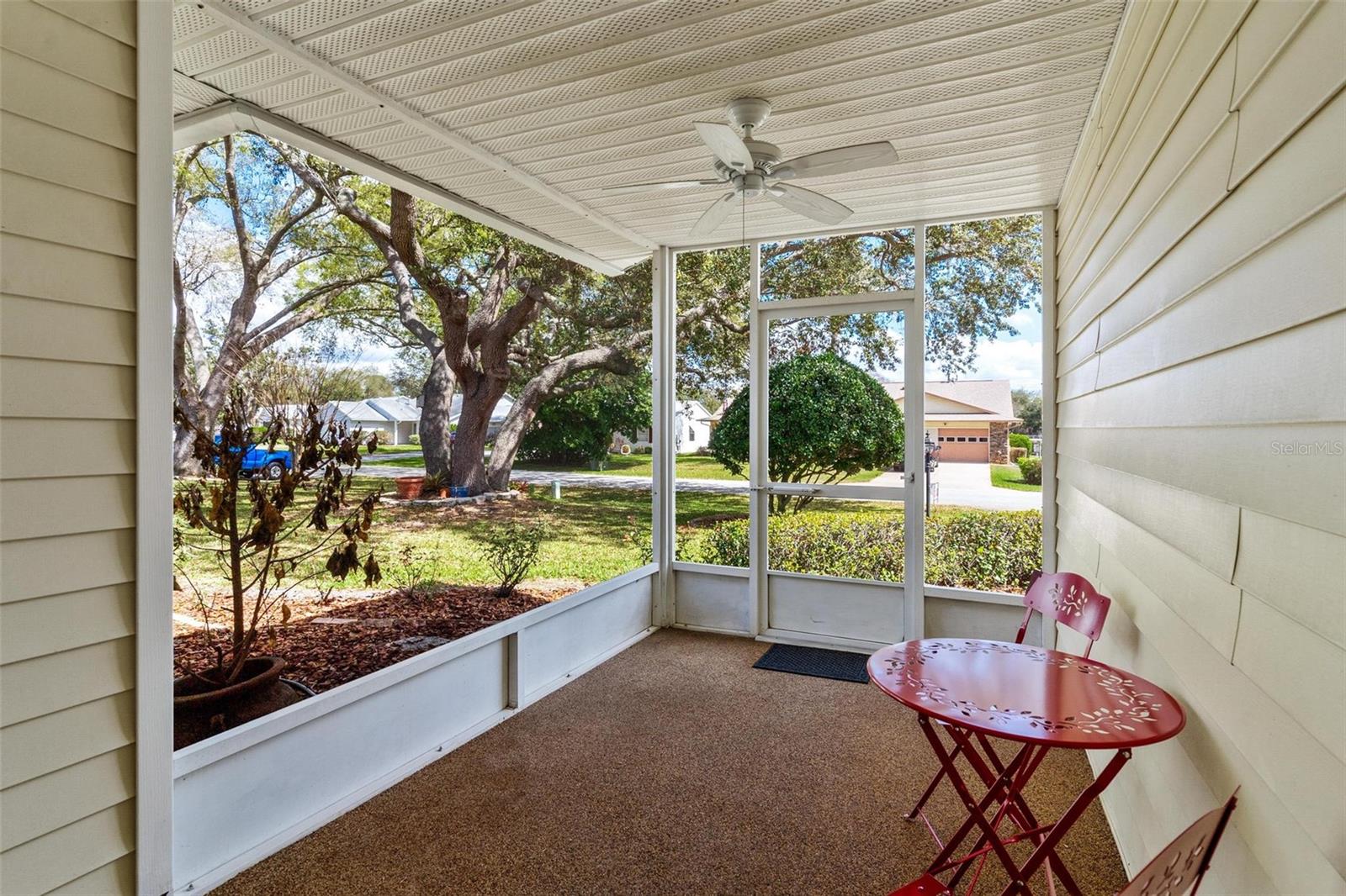 822 DUNDEE CIRCLE 822