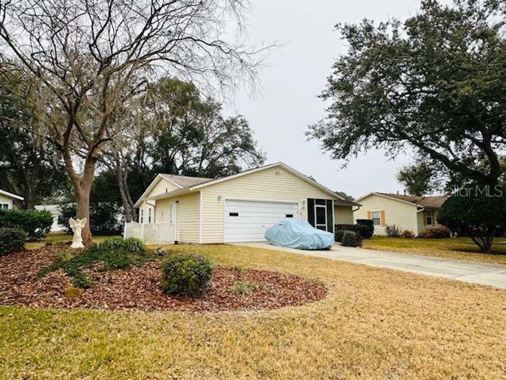 Photo of 822 Dundee Circle #822, Leesburg, FL 34788 (MLS # G5108264)